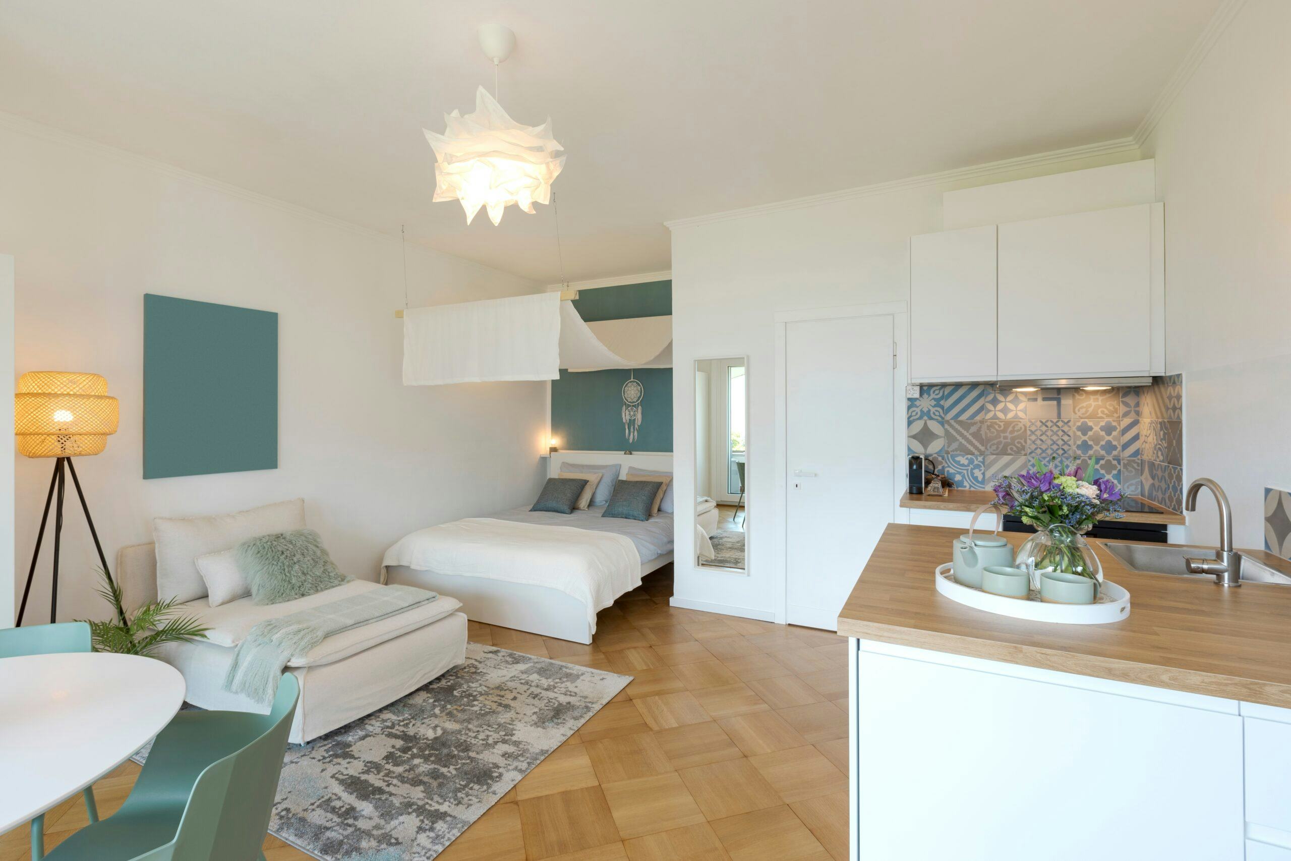 Shutterstock: Alexandre Zveiger