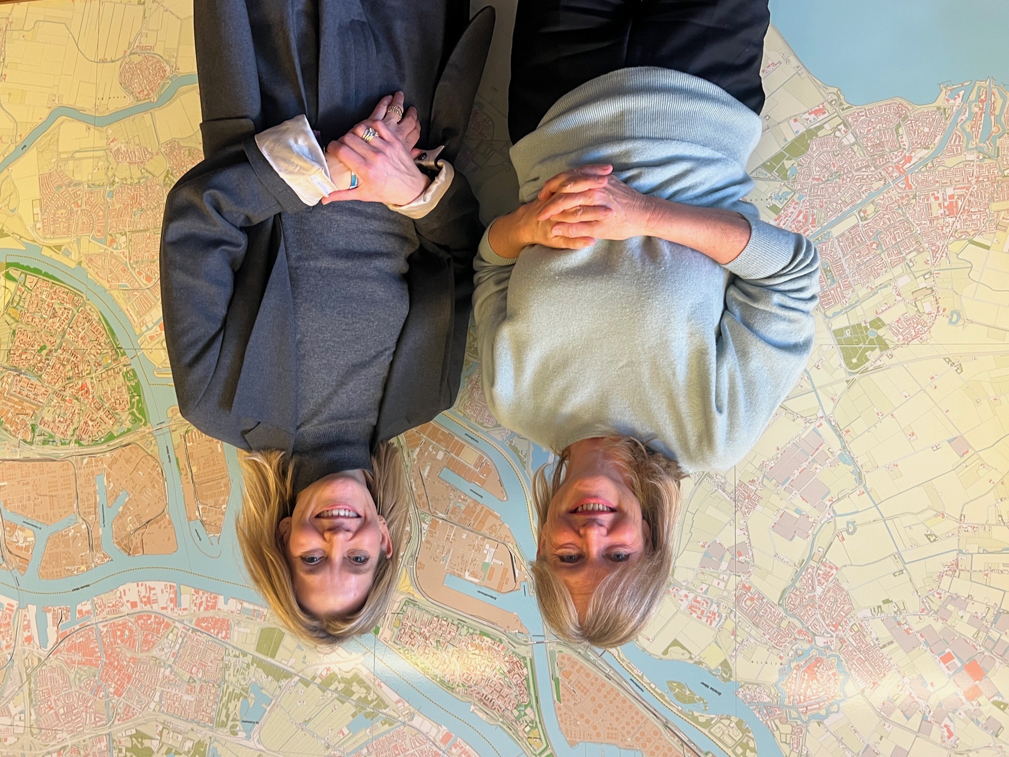 Wethouder Chantal Zeegers en Lonneke Zuijdwijk, Directeur bij Heijmans Vastgoed | Real Estate Development